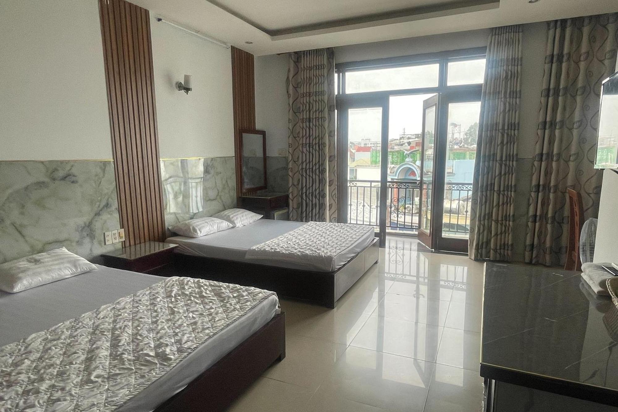 הו צ'י מין סיטי Hoa Sen Hotel מראה חיצוני תמונה
